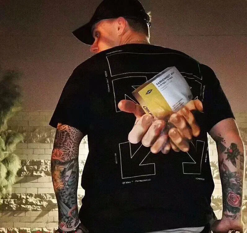 Off-White Fahrenheit 451 Pill Box Hands T-Shirt Off-White Fahrenheit 451 Pill Box Hands T-Shirt